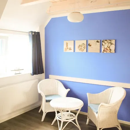 Ostseebrandung In Tatil Evi *